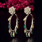 WWJ Kaks v&otilde;imalust kvaliteetsete mitmev&auml;rviliste kuupmeetrist tsirkooniumoksiidist k&otilde;rvar&otilde;ngaste kandmiseks roheline