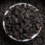 Yunnan kleepuv l&otilde;hn katkih&otilde;&otilde;rutud h&otilde;be Menghai vana puu Puerh k&uuml;ps tee 250g 250g