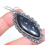 Looduslik lumehelbe obsidiaan v&auml;&auml;riskivi 925 sterlingh&otilde;be ripats 2,44 v3D92