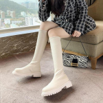 Uued naiste kummisaapad Saapad-naiste kingad Naiste talvekingad madalad kontsad saapad &uuml;mara varbaga saapad 35 valge