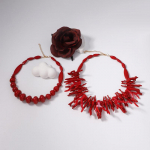 2 tk Vintage liialdatud punaste korallihelmestega kaelakee naistele t&uuml;drukutele boheemlaslikus stiilis avalduse ebakorrap&auml;rase kaelakeega p&uuml;hadekingitused 2Pcs