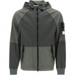 Stone Island Ss24 Metalliline Nailonist Seeria V&auml;rviplokk Kapuutsiga Pikkade Varrukatega T&otilde;mblukuga Jakk Meeste jakid Roheline 801542020-V0059 XXL