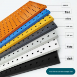 Metallist perforplaat ruudukujulise auguga t&ouml;&ouml;riistahoidik seinale kinnitatav v&auml;ljapanekuriiul by Leidezhu Square Hole 500*350, Thickness 1.0mm