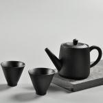 Keraamiline teekann 2 teetassi komplekt Jaapani stiilis tean&otilde;ud teekann Three-piece Set must