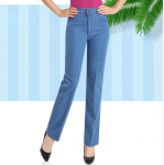 Kevads&uuml;gis naiste k&otilde;rge v&ouml;&ouml;kohaga veniv teksap&uuml;ksid sirged lahtised teksap&uuml;ksid suures suuruses p&uuml;ksid 36 helesinine v&auml;rv