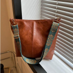 Luksuslik naiste vana &otilde;lakott, PU-nahast &auml;mbriga k&auml;ekott, ostukott pruun