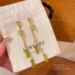 Uued Hiina iidse stiili pika tutiga bambusest s&otilde;lme k&otilde;rvar&otilde;ngad, kahe kandmismeetodiga lehtk&otilde;rvar&otilde;ngad naistele 1 pair