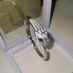 925 H&otilde;be Madu K&auml;ev&otilde;ru Populaarne Euroopas ja Ameerikas, T&auml;ielikult Teemandiga Inkrusteeritud Safiir Avatud K&auml;ev&otilde;ru, Elastne Disain, Vanemad Naised