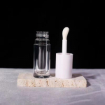 6 ml DIY Suurte Harjastega Meigi T&uuml;hi Huulepulk Huulel&auml;ige Tuubid K&otilde;rge Kvaliteediga L&auml;bipaistev Kosmeetikapakendi Konteiner valge