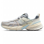 Nike V2K Run Light Bone Iron Ore Naiste Tossud Kreemjas Hele-Raudoksiid Suitsuhall FZ3596-072 42