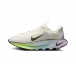 Nike Motiva SE Treeningjalatsid Naiste HJ6209-001 Suurus EU 37.5 beež