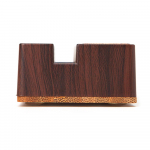 Mobiiltelefoni heliv&otilde;imendi alus Puidust mobiiltelefoni alus heliv&otilde;imendiga telefonihoidikuga laud