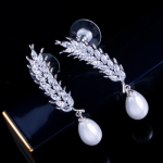 CMM k&otilde;rgekvaliteedilised moekuubikud tsirkooniumoksiidist rippuvad tilgad tehisp&auml;rlitest ehted nisu sulgedest k&otilde;rvar&otilde;ngad h&otilde;be