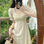 Prantsuse kleidid Suvine pits Retro &Otilde;rn ja elegantne mullivarrukatega ruudukujuline kaelus &uuml;hev&auml;rviline printsesskleit S aprikoosi