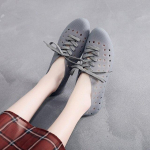 Kevadsuvi Baotou &otilde;&otilde;nsad sandaalid naistele vaba aja veetmiseks Four Seasons Lamedad kingad Naise terava sidemega kingad Hole Kingad 37 hall v&auml;rv