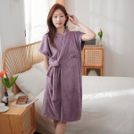 K&auml;ter&auml;tikud naistele m&otilde;eldud du&scaron;ispaa t&auml;iskasvanutele Pehme rannar&auml;tik naistele Mikrokiust hommikumantel vanni- ja saunar&auml;tikud one size