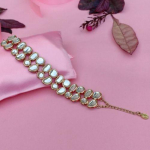 Traditsiooniline Kundani k&auml;ev&otilde;ru kahekordse kuldse tooniga liiniga (reguleeritav)