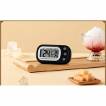 1 tk digitaalne k&uuml;lmkapi termomeeter, k&uuml;lmiku ja s&uuml;gavk&uuml;lmiku termomeeter, majapidamisruum siseruumides suure LCD-ekraaniga, statiivi ja magnetilise tagak&uuml;ljega, tuba, k&ouml;&ouml;k must