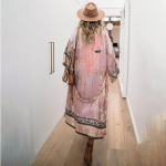 Vintage lillelised rannakimono naiste kattekatted suviste Bohemian Holiday ujumiskost&uuml;&uuml;mid Cape supelkost&uuml;&uuml;mid One Size