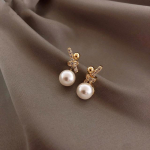 Uus Love Pearl Stud K&otilde;rvar&otilde;ngad S&uuml;damekujuline Rhinestone Pearl K&otilde;rvar&otilde;ngas Naistele T&uuml;drukutele Iseloom Temperament Ehted Kingitus