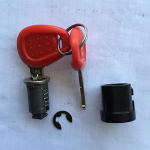 Universaalne lukusilindri mootorratta k&uuml;lgkarp E21 lukusilindri lukupea E22 k&uuml;ljekarbi asenduslukk eriline E21 E22