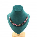 Pierres et Min&eacute;raux. Collier 20 perles Agate fuchsia et marron 8 mm. Chaine en acier Collier femmes, hommes. Taille personnalisable.