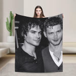 The Vampire Diaries Damon Salvatore TV-sarja Tekk Kvaliteetne &Uuml;lipehme Voodipesu Viska Talvine Reisimine Naljakas Voodikate 100cm x 150cm