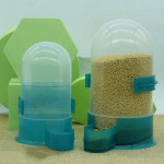 Rutini kanas&ouml;&ouml;tja joogipurskkaev Lemmiklindude vuttide s&ouml;&ouml;tmine s&ouml;&ouml;tmiskauss tuvi automaatne lemmikloomas&ouml;&ouml;tja s&ouml;&ouml;tja 500 ml + 800 ml