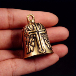 Vintage Cross Wings Angel Guardian Bell Mootorratta kaelakee Brass Charm Ripats Rider Ehted &Otilde;nnelik amulett Kingitus messingu