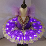 Tutu balleti LED-valgustiga Swan Lake'i baleriin pannkoogit&uuml;druk t&auml;iskasvanud lapse balletikleit laste tantsukost&uuml;&uuml;mid Tutu LED-valgustiga 110cm lilla