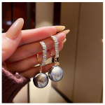 Uus mood Korea Bling Pearl Drop Dangle k&otilde;rvar&otilde;ngad naistele t&uuml;drukutele Luksuslikud l&auml;ikiv tsirkoon pulmak&otilde;rvar&otilde;ngad ehted kingitus valge