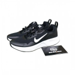 Nike Wearallday RUN SWIFT CJ1682-004 Meeste suurused EU 42.5 valge/must