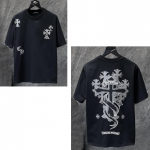 8937 CHROME HEARTS 2026 Suvi Uus K&otilde;rge Kvaliteediga Puuvillane &Uuml;mmarguse Kaelusega L&otilde;tv Suur Suurus Meeste ja Naiste T-s&auml;rk Paaride T-s&auml;rk S must