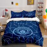 Manchester City logo muster. Voodipesukomplektid Tekikotikomplektid Tekikotid Padjap&uuml;&uuml;rid(1 * Tekikott 2 * Padjap&uuml;&uuml;ri (tekk ei kuulu komplekti)) 135x200cm