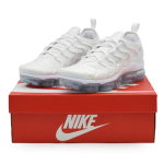 924453-100 Nike Air Vapormax Plus Valge Puhta plaatina (meeste omad) 6 gray