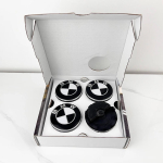 BMW GROUP 4 tk 56MM 68MM ujuvad veljekapslid BMW M E39 E46 E60 E90 F10 F30 G32 G38 G01 G02 G05 F45 F46 F48 F49 F39 F90 jaoks 68mm 4pcs must valge v&auml;rv