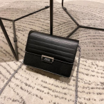 Naiste kotikott 2023 uus mood &uuml;he &otilde;laga &uuml;le keha kott naiste kott ketikott v&auml;lismaine v&auml;ike kandiline kott M