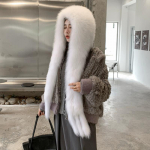 Rebase karva m&uuml;ts sall integreeritud naiste talvine soe sall armas ja armas tuule- ja lumem&uuml;ts suusam&uuml;ts karusnahast &otilde;lgk&uuml;bar One Size valge