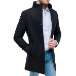 Meeste p&uuml;stkrae, pikkade varrukatega villane mantel, &uuml;herealised taskud, keskmise pikkusega vabaaja tuulejope v&auml;lisr&otilde;ivad M must