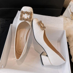 Suurused 35-43 Naiste Klassikalised Kingad Keskmise Kontsaga Ruudukujulise Ninaga Kingad Kontori Daami Nahast Kingad Suur Kuldne Metallkett Pehmed Tallad Libistatavad Kingad 43