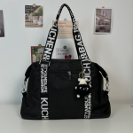 Kokkupandav reisikott, spordisaali joogatask, n&auml;dalavahetusel &ouml;&ouml;bimiseks m&otilde;eldud kott, kohvri korraldaja must