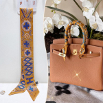 2024. aasta kuumalt m&uuml;&uuml;v imitatsiooniga siidist koti k&auml;epidemega salli lint Hc32