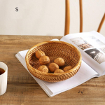 K&auml;sitsi kootud ristk&uuml;likukujuline rotangist punutud korv, puu-tee suupiste, leib, piknik, kosmeetika hoiukarp K&ouml;&ouml;gitarbed Majapidamist&ouml;&ouml;riistad