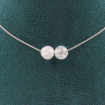 Pierres et Min&eacute;raux. Collier 2 perles Quartz craquel&eacute; du Br&eacute;sil 8 mm Chaine en acier Collier femmes, hommes. Taille personnalisable.