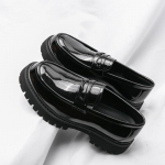 Loaferid meestele paksu tallaga k&otilde;rgendatud suurte suurustega Briti stiilis vabaaja l&auml;ikivad sisemise k&otilde;rgusega cm &uuml;he pedaaliga &uuml;mara ninaga v&auml;ikesed nahast kingad 42 standard leather shoe size