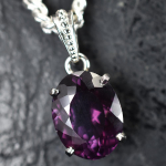 Looduslik 21,8 CT V&auml;rvi Muutev Aleksandriit Sertifitseeritud Kivist Ripats 925 H&otilde;be MY.PD-311-NS 14.6 mm approx. lilla
