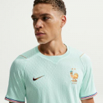 Nike Aero FIT Jalgpallis&auml;rk Meeste L