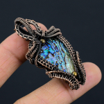 Abalone Shell v&auml;&auml;riskivist vasktraadist &uuml;mbris, k&auml;sitsi valmistatud ripatsehte kingitus talle 2.36 Inches sinine