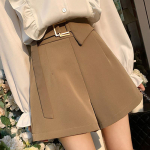 &Uuml;likondlikud l&uuml;hikesed p&uuml;ksid naiste A-sari laia s&auml;&auml;rega lahtised &uuml;hev&auml;rvilised sirged p&uuml;ksid S must