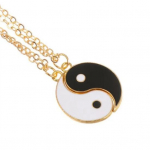 1 paari paari kaelakee Pilkup&uuml;&uuml;dvad roostekindlad Unisex kaelakee Tai Chi ripatsid kuldne